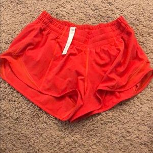 Lululemon hotty hot short size 6